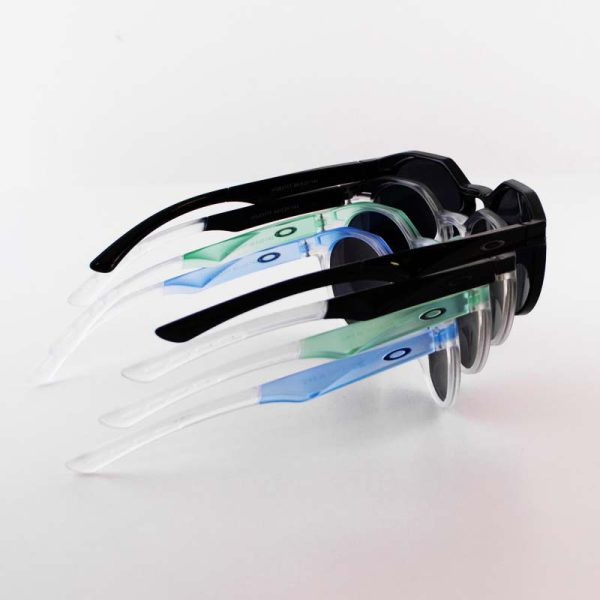 عینک آفتابی زنانه و مردانه UV420 برند Oakley مدل WG83117 ||تست مجازی روی چهره قبل از خرید||