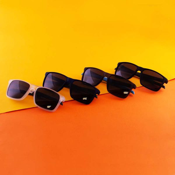 عینک آفتابی زنانه و مردانه پلاریزه برند Oakley مدل WG83111 ||تست مجازی روی چهره قبل از خرید||