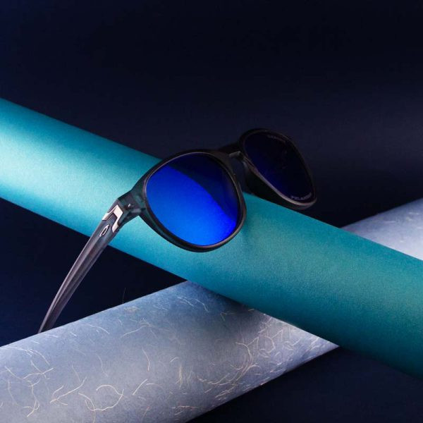 عینک آفتابی زنانه و مردانه پلاریزه برند Oakley مدل TO4910 ||تست مجازی روی چهره قبل از خرید||