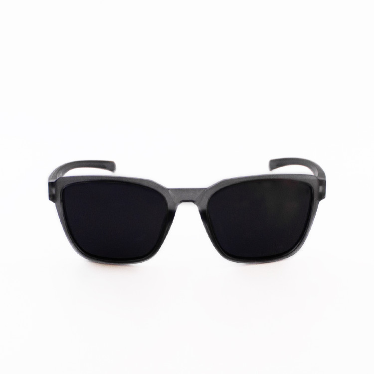 عینک آفتابی زنانه و مردانه پلاریزه برند Oakley مدل TO4915 ||تست مجازی روی چهره قبل از خرید||