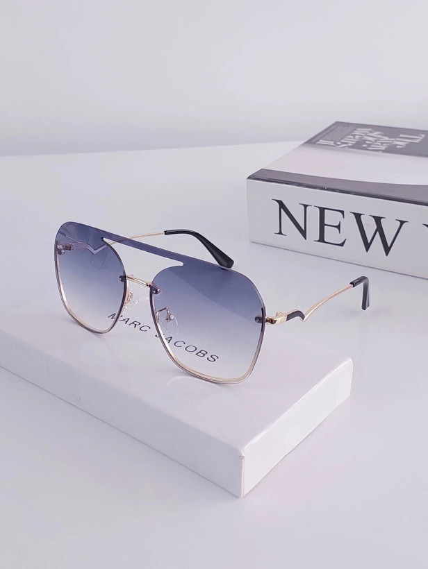 عینک آفتابی زنانه برند Marc Jacobs کد ۱۸۳ ||تست مجازی روی چهره قبل از خرید||